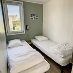 Mobil-home Grand Confort 4 Pers: Piscine Chauffee, Pres De La Plage, Parking Inclus - Fr-1-361a-48 * Jullouville-les-Pins