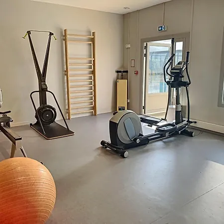 Mobil-home Grand Confort 4 Pers: Piscine Chauffee, Pres De La Plage, Parking Inclus - Fr-1-361a-48 Jullouville-les-Pins