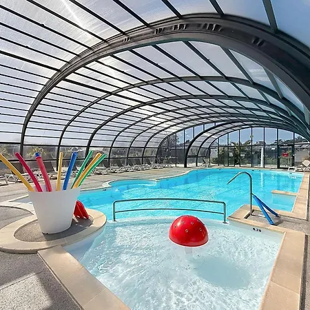 Mobil-home Grand Confort 4 Pers: Piscine Chauffee, Pres De La Plage, Parking Inclus - Fr-1-361a-48 Jullouville-les-Pins