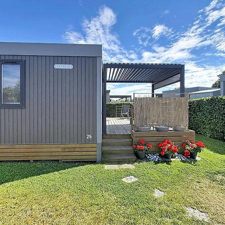 Mobil-home Grand Confort 4 Pers: Piscine Chauffee, Pres De La Plage, Parking Inclus - Fr-1-361a-48