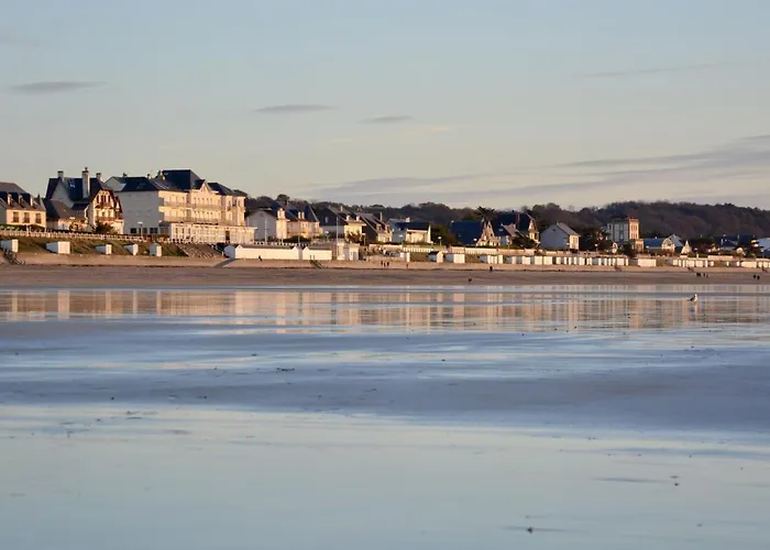 Mobil-home Grand Confort 4 Pers: Piscine Chauffee, Pres De La Plage, Parking Inclus - Fr-1-361a-48 Prázdninový dům Jullouville-les-Pins